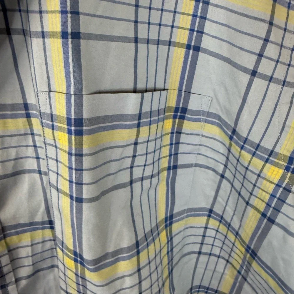 J.Crew Mens Short Sleeve‎ XL Button Down Collared Plaid Shirt Business Casual